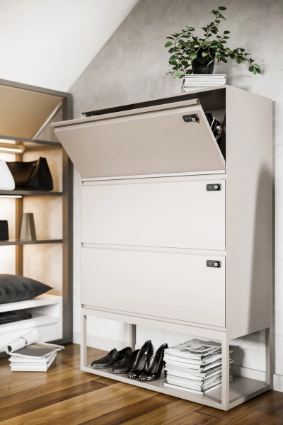 LO Locker